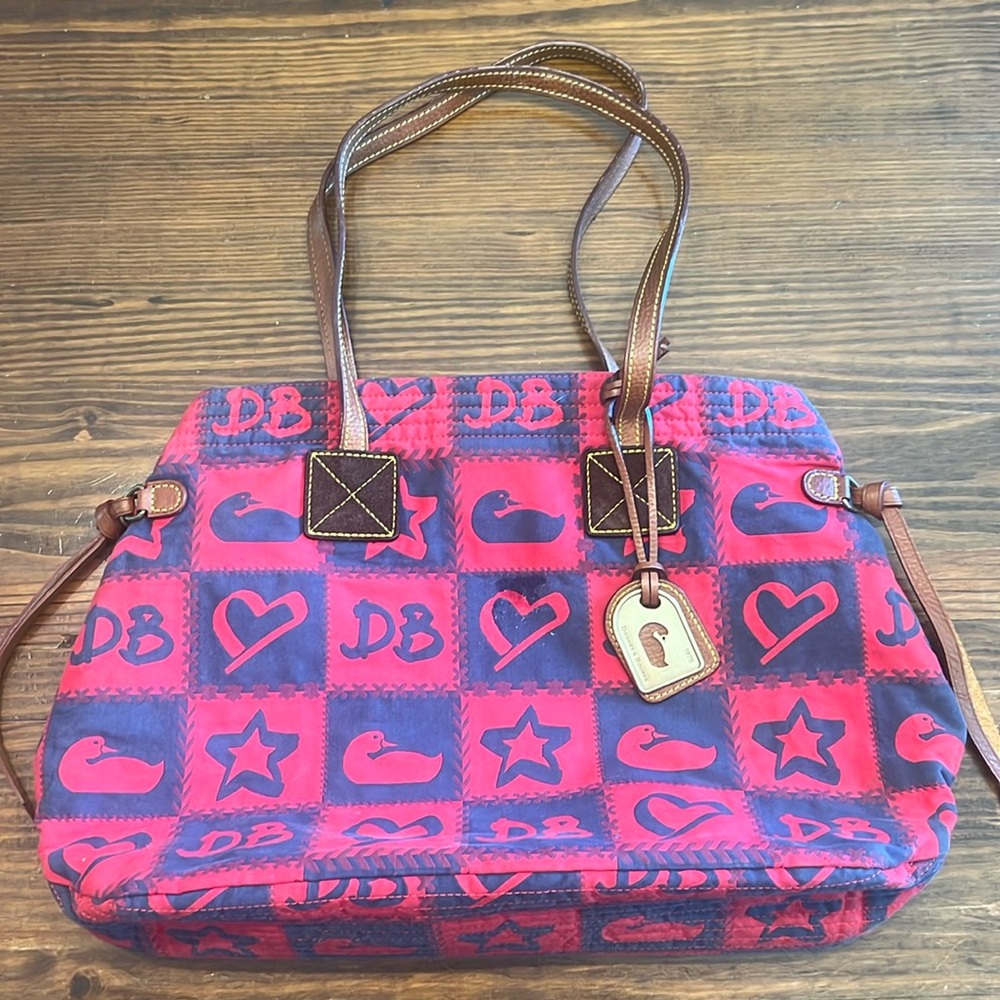 Dooney & Bourke